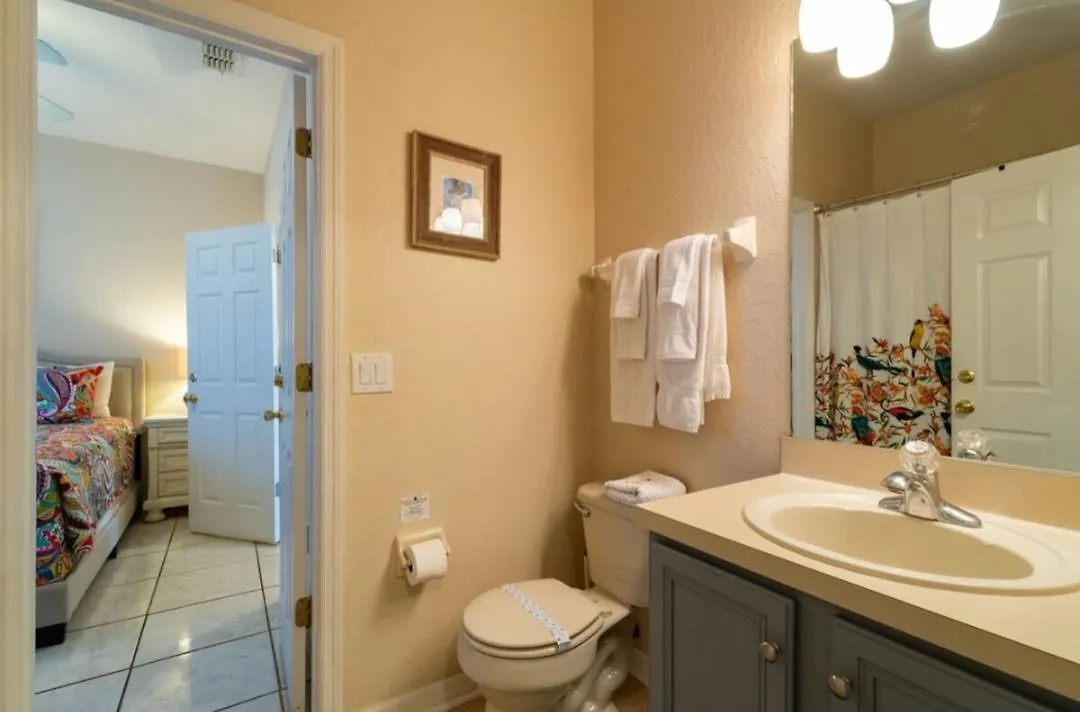 World Cup Resort Style Themed Rooms Kid Friendly Davenport 0*,
